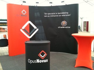 OpusNovus's profile picture. Opus Novus is hèt bemiddelingsbureau voor de ex-militair en veteraan. Wij zorgen voor werk en waardering van militairen op de civiele arbeidsmarkt.