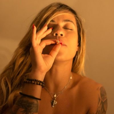 Bon vivant ▪︎ Fumante nas horas vagas ▪︎