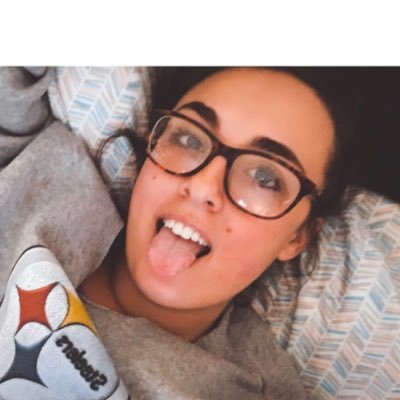 hannahkaay2's profile picture. life is tough so get tougher