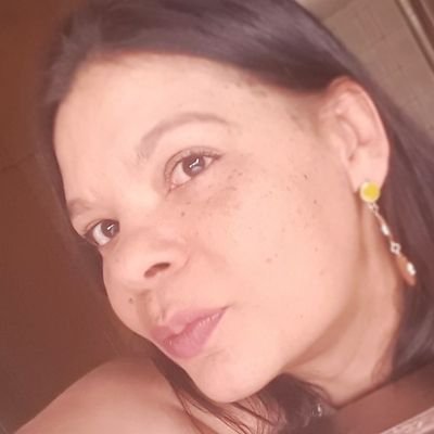 SolangeLumina's profile picture. Sempre em frente! :) 🇧🇷🇧🇷🇧🇷