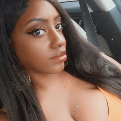 lovelylala92's profile picture. Guess if I was simple in the mind, everything would be fine  #Scorpio