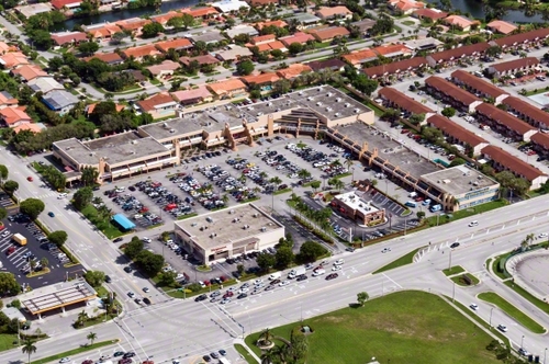 The realty group portfolio owns, operates and manages retail properties and residential units in Miami, Florida. Please contact us for retail acquisitions.