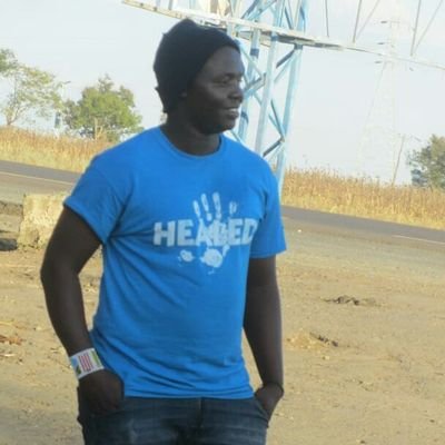 TakwenyaL's profile picture. laizerboy