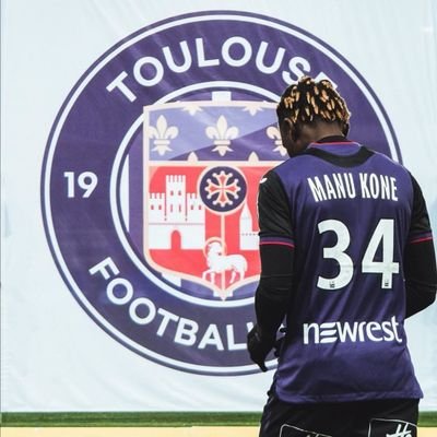 footballeur professionnel @Toulousefc