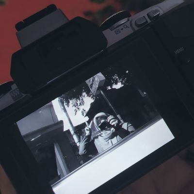 rheIsMe's profile picture. -rtyn