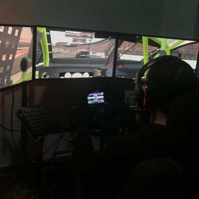 No quiero verme condicionado por mi entorno, quiero que mi entorno se vea condicionado por mi.@iracing en @WOSR_team LOVE NASCAR
https://t.co/6JFsx4bslK