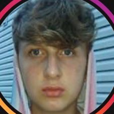 kingcailean1's profile picture. King cailean 
👑king of povs👑
👑king of transtions👑
👑king of comedy👑