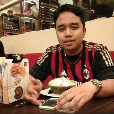 Mie_Goyeng's profile picture. https://t.co/85diPJ0EPi…
owner @angkring_jogja : jual gerobag,sewa,kerjasama,event ll kost kontrakan ll saham pom bensin & Bank BDW DIY
