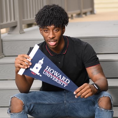 alrightmarcus_'s profile picture. waiting⏰      HU’23📍