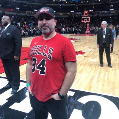A dad that likes to play Xbox, drink bourbon and rant about the Chicago Bulls and Bears | 🎮 Xbox PAIS Obombination (Like Abomination but cooler)