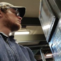 Loganvane (@loganvane2) Twitter profile photo