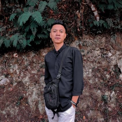 BakulHp22's profile picture. Ngalah Ngaleh Ngopi