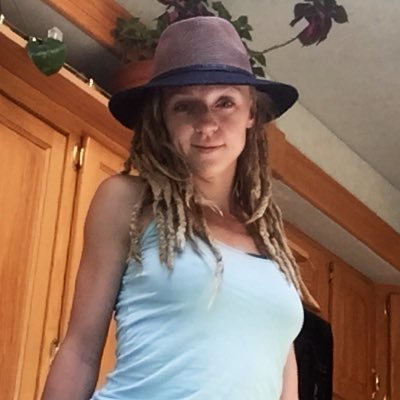 I am a certified Herbalist! I am a medicine maker, a blogger, a mother, and explorer.