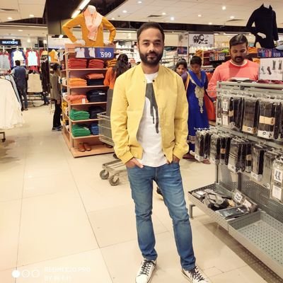 AkashKu2121's profile picture. 