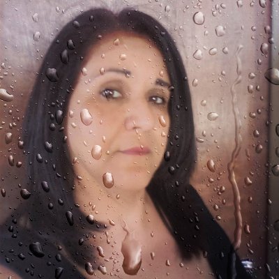 Experta en Medios Digitales,
Magister en TIC-Tutora Virtual/ Eterna navegante del saber. De Vzla al cyber espacio