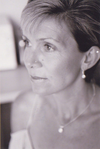 I am a writer, and write for Tit-bits. im also an author of 2 books and working on the 3rd. Legacy of love - its a trilogy