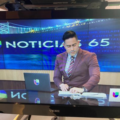 News Personality at Univision 65 Philadelphia. Proudly Venezuelan 🇻🇪 from Margarita Island 🌴 Instagram: @argenisfm_tv