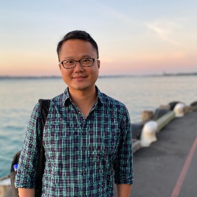 PhD from @UniMelb Associate @DelDemUCan Have a love of learning with special focus on political theory, critical theory, international politics, Taiwan & China