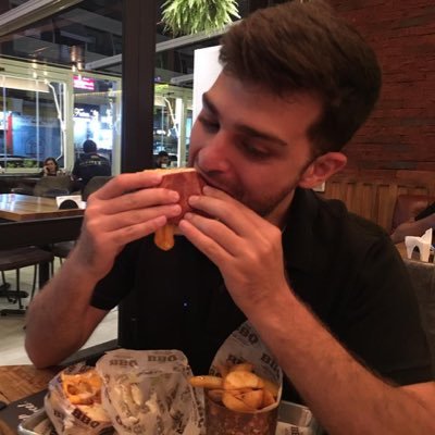 jl_leb's profile picture. Living in Japan