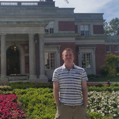 Grandson, son, brother, nephew, cousin, friend, graphic designer, web consultant, entrepreneur, influencer, prospector, mining enthusiast and student of life!