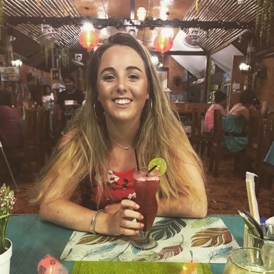 AliceWarren6's profile picture. 22✨cornwall✨