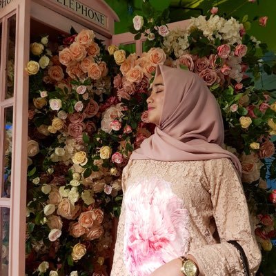 dbbierahmaty's profile picture. Sedih secukupnya, bahagia sekedarnya. This too, shall pass~