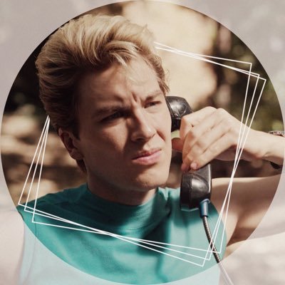 MollisMortem's profile picture. 𝙝𝙖𝙞𝙡 𝙩𝙤 𝙩𝙝𝙚 𝙠𝙞𝙣𝙜, 𝙗𝙖𝙗𝙮  —a dash of #𝐖𝐀𝐍𝐃𝐄𝐑𝐋𝐔𝐒𝐓 𝖿𝖺𝗄𝖾! 18+