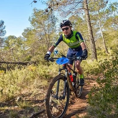 Ingeniero Mecánico ⚙️.
Albacete-Boche
Máster Universitario en Energías Renovables, UCLM