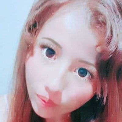 americalilian92's profile picture. 🖤🤍