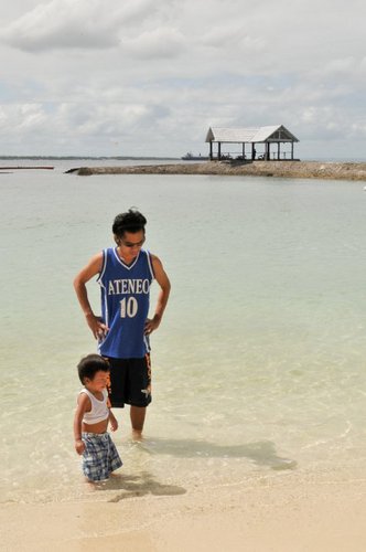 kaotep's profile picture. a self-confessed nerd, father, husband, nanny and software developer who just wants to go kiteboarding all day