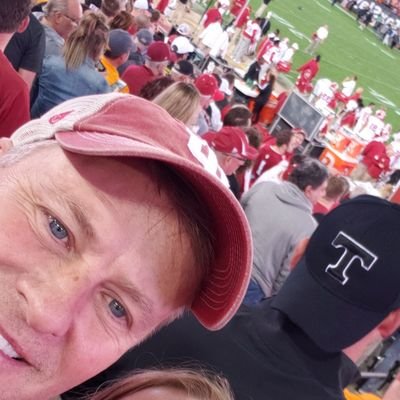 BlackfordJeff's profile picture. Husband, Father of 2, Co-Owner - The Eisen Group