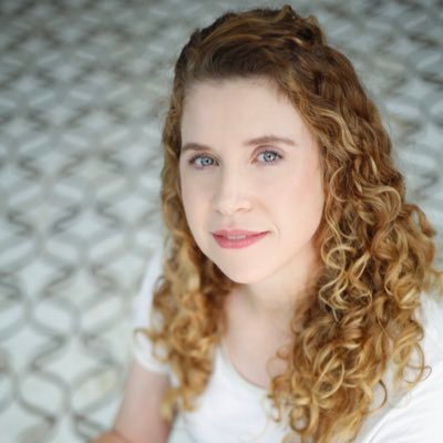 ghostwriter; antes foi jornalista e programadora. Não uso mais o Twitter. Saiba mais no meu portfólio em https://t.co/qgVmWXFNap