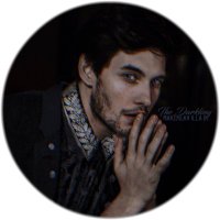 Tʜᴇ Dᴀʀᴋʟɪɴɢ (@makemeavillain) 's Twitter Profile