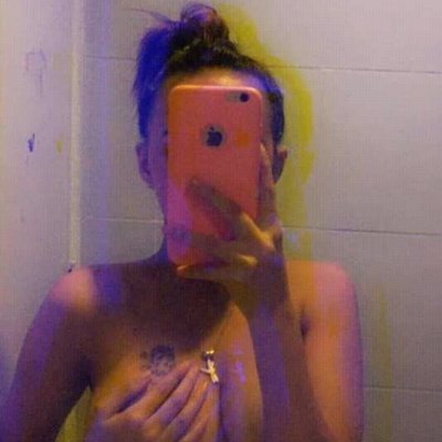 23_micay's profile picture. oinkoink