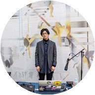 Japan-based artist. His work focuses on the criteria of human society through interdisciplinary projects. 日本在住のアーティスト。 彼の仕事は、学際的なプロジェクトを通じて人間社会の評価基準に焦点を当てています。