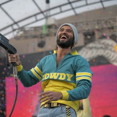 VishwaRowdy's profile picture. Love is life but lover is not a wife😎😎