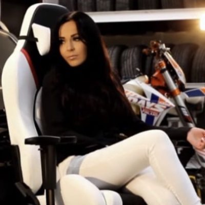 Ireland Au pair.
Music, Motorbikes, League of Legends and CS GO Lover
Crewmate in Among Us.
If you can't beat them, join them !!