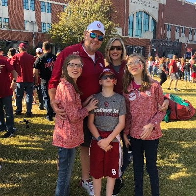 Husband,Dad, Superintendent of Minden Public Schools, Go Whippets. Red Soxs & Braves Fan Boomer Sooner! Why Words and Tweets are my own.