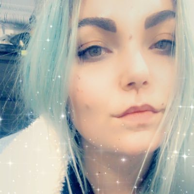 QuesterCosmic's profile picture. Here for inspiration ~ Show me your words, babe, and I shall show you the world. 🌍