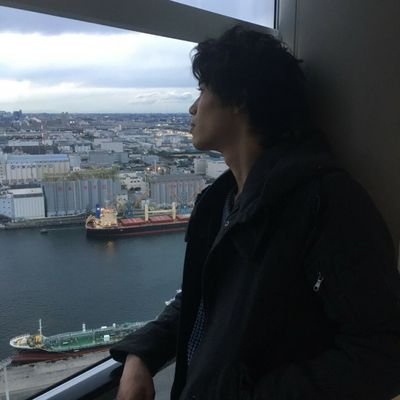23歳
頑張って仕事の関係で目黒に住んでます。
休みはあってもお金はない。
暇なのに遊びに行けない…。
見た目はちょっとチャラいけど奥手なので誘ってください。(笑)
気になったら気軽にDM送ってくださいね