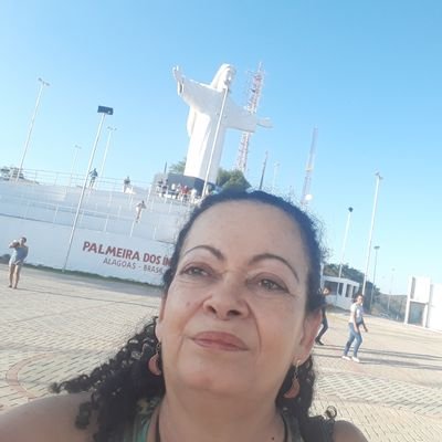Free lancer e uma jornalista especialmente interessada em jornalismo de dados.