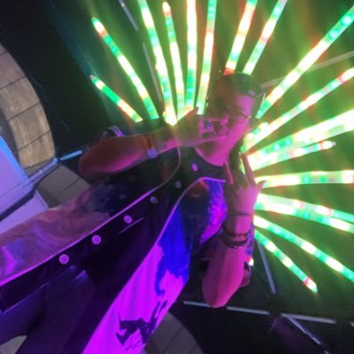 insert some interesting things here 😏🏳️🌈