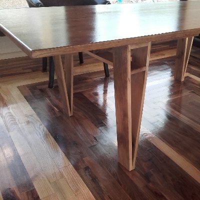 parchetsuceava's profile picture. Printre puţinii producători de parchet masiv din judeţul Suceava. Preţul şi calitatea ne recomandă. Avem 15 ani de experienţă în spate.