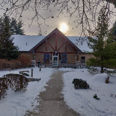 Situated in Bloomfield Hills, the Nature Center is a beautiful forty-acre site that offers visitors a myriad of visual pleasures and learning opportunities.