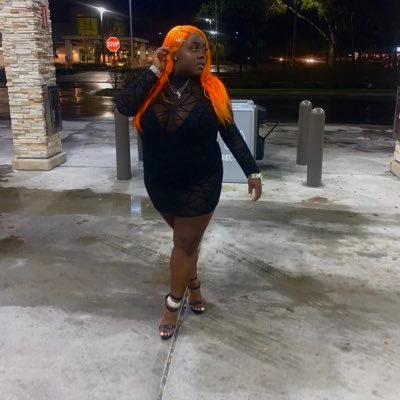 Chunky The Brand 🧸 iG📸 ChunkyTheBrand Fl📍 Future Sex Therapist 😌•Female Barber 💈