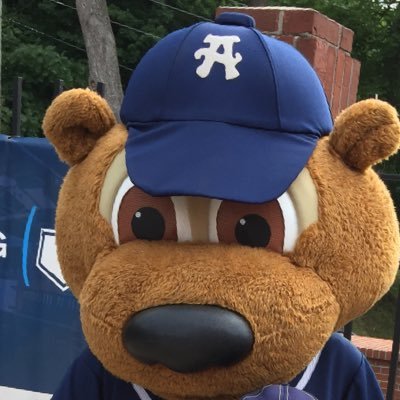 SirLancelot91's profile picture. A fun loving, educated professional