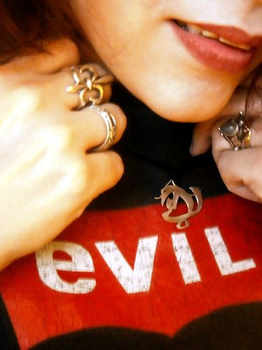 far_eviler's profile picture. https://t.co/KKWtPw5xKg