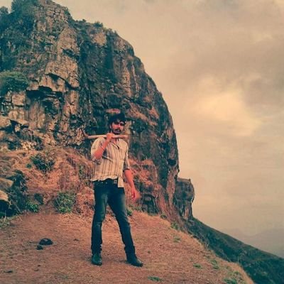 amitkanade23's profile picture. 'विरक्त'