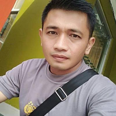 FratamaRozi's profile picture. 