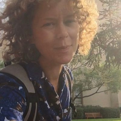 ~ Harvard Business Review enthusiast ~ Daughter of organic farmers ~ Big mountain snowboarder ~ Views are my own